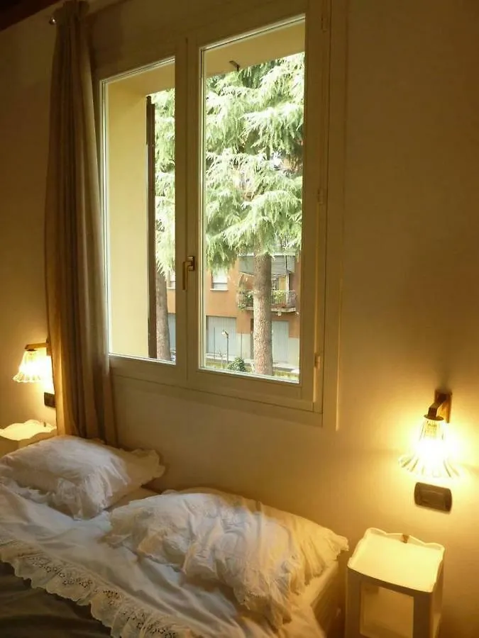 Ferienwohnung La Stanza Sui Cedri - Smart Working - Airport - Private Parking - Ducati - Philip Morris Bologna 0*,