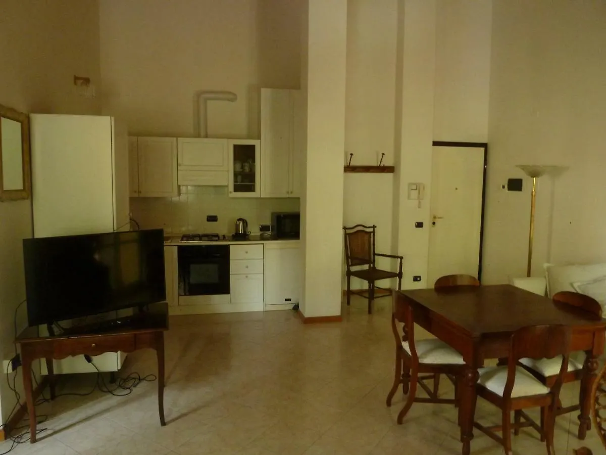 Ferienwohnung La Stanza Sui Cedri - Smart Working - Airport - Private Parking - Ducati - Philip Morris Bologna 0*,  Italien